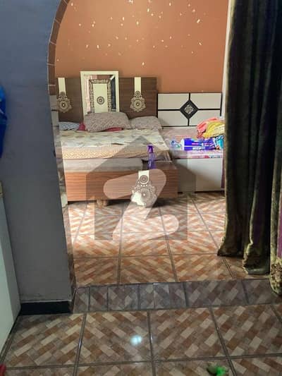 نارتھ ناظم آباد کراچی میں 6 کمروں کا 16 مرلہ مکان 4.9 کروڑ میں برائے فروخت۔