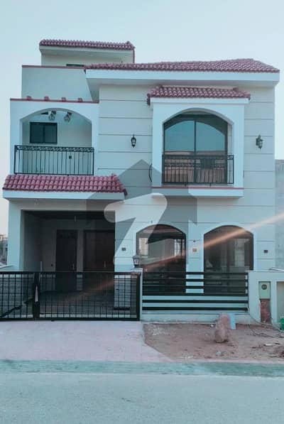 5 Marla Modern Designer Houser For Sale In ParkView City Islamabad