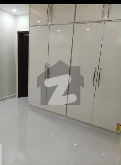 ڈی ایچ اے فیز 4 - بلاک بیبی فیز 4,ڈیفنس (ڈی ایچ اے),لاہور میں 4 کمروں کا 1 کنال مکان 1.98 لاکھ میں کرایہ پر دستیاب ہے۔ ڈی ایچ اے فیز 4 - بلاک بیبی فیز 4,ڈیفنس (ڈی ایچ اے),لاہور میں 4 کمروں کا 1 کنال مکان 1.98 لاکھ میں کرایہ پر دستیاب ہے۔