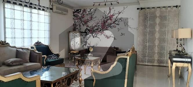 ڈی ایچ اے فیز 7 ڈی ایچ اے ڈیفینس,کراچی میں 5 کمروں کا 2 کنال مکان 17.0 کروڑ میں برائے فروخت۔