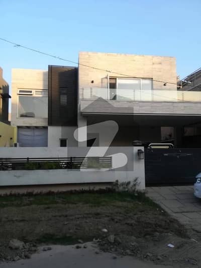 10 Marla House Available For Rent In DHA Lahore