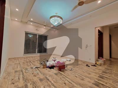 ڈی ایچ اے فیز 6 ڈیفنس (ڈی ایچ اے),لاہور میں 3 کمروں کا 1 کنال بالائی پورشن 1.5 لاکھ میں کرایہ پر دستیاب ہے۔