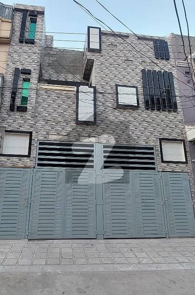 حیات آباد فیز 3 حیات آباد,پشاور میں 8 کمروں کا 5 مرلہ مکان 3.5 کروڑ میں برائے فروخت۔