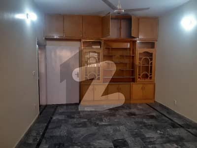 I. 8.2 1st Floor For Rent.