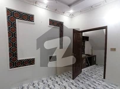 سمن آباد لاہور میں 4 کمروں کا 2 مرلہ مکان 95.0 لاکھ میں برائے فروخت۔