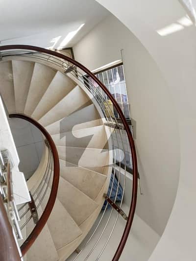 ڈی ایچ اے فیز 5 ڈیفنس (ڈی ایچ اے),لاہور میں 2 کمروں کا 12 مرلہ بالائی پورشن 1.3 لاکھ میں کرایہ پر دستیاب ہے۔