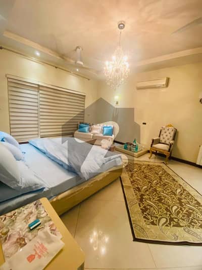 ڈی ایچ اے فیز 3 ڈیفنس (ڈی ایچ اے),لاہور میں 7 کمروں کا 2 کنال مکان 13.5 لاکھ میں کرایہ پر دستیاب ہے۔