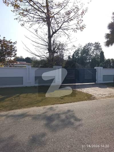 8 Kanal Corner Lush Farmhouse | Spring Meadows Bedian Road