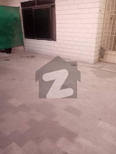 گلستانِِ جوہر ۔ بلاک 12 گلستانِ جوہر,کراچی میں 3 کمروں کا 12 مرلہ زیریں پورشن 85.0 ہزار میں کرایہ پر دستیاب ہے۔