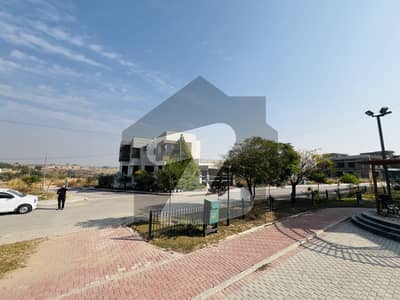 ڈی ایچ اے فیز 5 ۔ سیکٹر کے ڈی ایچ اے ڈیفینس فیز 5,ڈی ایچ اے ڈیفینس,اسلام آباد میں 1 کنال رہائشی پلاٹ 3.45 کروڑ میں برائے فروخت۔ ڈی ایچ اے فیز 5 ۔ سیکٹر کے ڈی ایچ اے ڈیفینس فیز 5,ڈی ایچ اے ڈیفینس,اسلام آباد میں 1 کنال رہائشی پلاٹ 3.45 کروڑ میں برائے فروخت۔