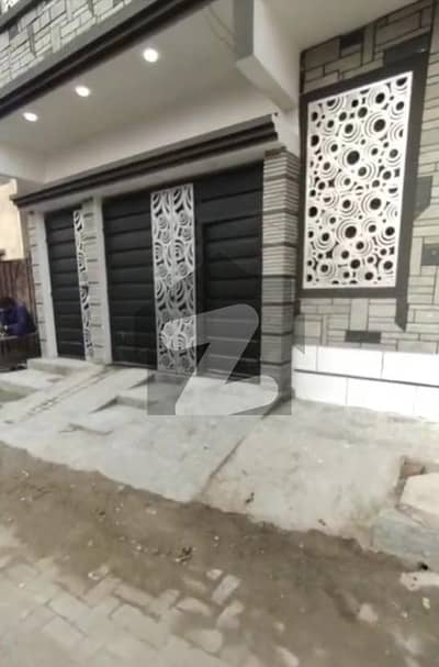 قادر ایونیو بلاک 2 قادر ایونیو,حیدرآباد بائی پاس,حیدر آباد میں 5 مرلہ مکان 1.4 کروڑ میں برائے فروخت۔