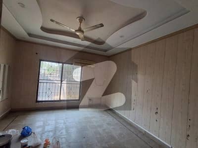 جوہر ٹاؤن فیز 2 - بلاک پی جوہر ٹاؤن فیز 2,جوہر ٹاؤن,لاہور میں 3 کمروں کا 7 مرلہ مکان 1.35 لاکھ میں کرایہ پر دستیاب ہے۔