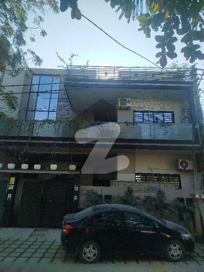 گلشنِ معمار - سیکٹر وی گلشنِ معمار,گداپ ٹاؤن,کراچی میں 6 کمروں کا 10 مرلہ مکان 3.8 کروڑ میں برائے فروخت۔