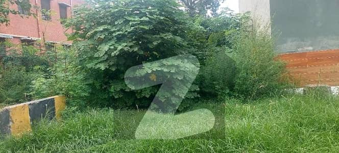 Perfect Corner 3 Marla Residential Plot In Bismillah Housing Scheme - Abu Bakar Block For sale