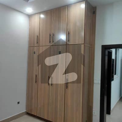 Ground Floor Apartment For Rent In Gulberg 3