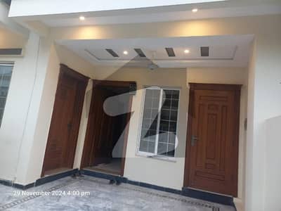 ڈی ۔ 12 اسلام آباد میں 2 کمروں کا 4 مرلہ زیریں پورشن 70.0 ہزار میں کرایہ پر دستیاب ہے۔