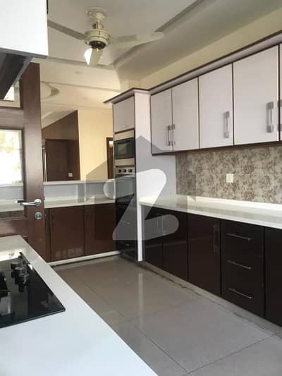 14 Marla Upper Portion For Rent Near To Markaz