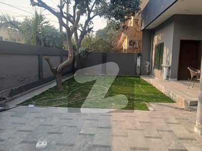 1 Kanal Single Storey House For Rent Wapda Town Phase 1