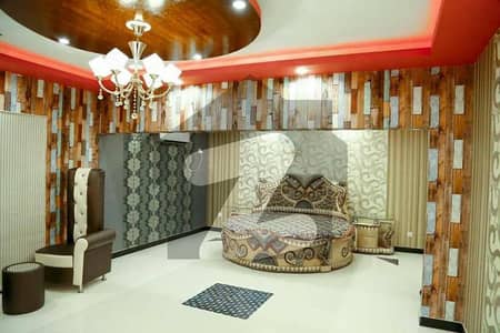 بحریہ ٹاؤن - پریسنٹ 8 بحریہ ٹاؤن کراچی,کراچی میں 5 کمروں کا 11 مرلہ مکان 75.0 ہزار میں کرایہ پر دستیاب ہے۔