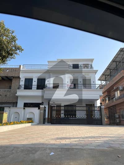 35*70 10 Marla Brand New Royal House For Sale In G-13 Islamabad