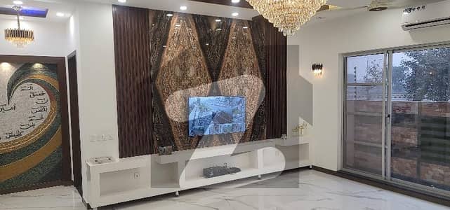 Get In Touch Now To Buy A Prime Location House In DHA Phase 8 Get In Touch Now To Buy A Prime Location House In DHA Phase 8