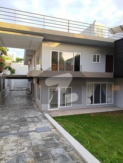 ایف ۔ 8 اسلام آباد میں 7 کمروں کا 1 کنال مکان 9.0 لاکھ میں کرایہ پر دستیاب ہے۔