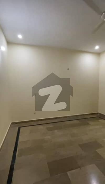 آئی ای پی انجنیئرز ٹاؤن ۔ بلاک سی 2 آئی ای پی انجنیئرز ٹاؤن ۔ سیکٹر اے,آئی ای پی انجینئرز ٹاؤن,لاہور میں 4 کمروں کا 1 کنال زیریں پورشن 1.2 لاکھ میں کرایہ پر دستیاب ہے۔