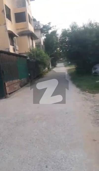 آئی ۔ 8 اسلام آباد میں 2 کمروں کا 4 مرلہ فلیٹ 80.0 ہزار میں کرایہ پر دستیاب ہے۔