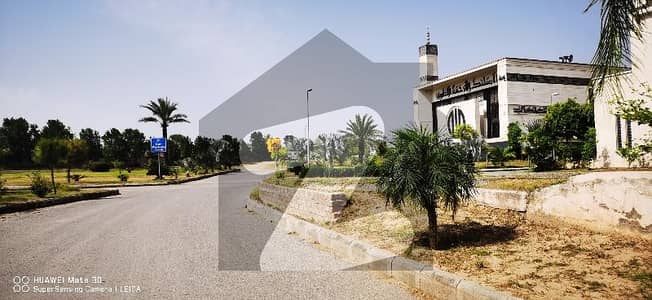 Spacious Residential Plot Is Available For sale In Ideal Location Of DHA Valley - Bluebell Sector