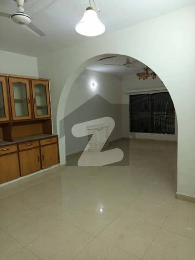 G-11 40*80 Ground Portion Upper Portion Locked Owner Out Of Country For Rent