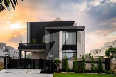 ڈی ایچ اے فیز 7 - بلاک یو فیز 7,ڈیفنس (ڈی ایچ اے),لاہور میں 5 کمروں کا 1 کنال مکان 10.75 کروڑ میں برائے فروخت۔