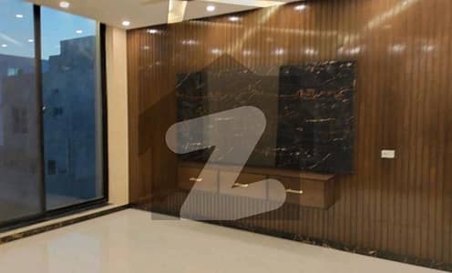 5 Marla Upper Portion In Stunning Bahria Town - Sector C Is Available For Rent