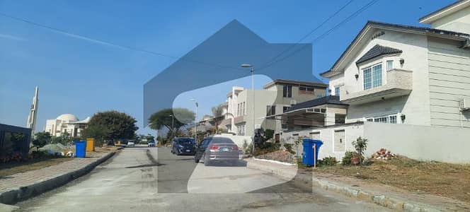 20 MARLA BACK OPEN PAIR PLOTS FOR SALE