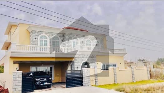 Luxury Sun-Facing Designer House | 24 Marla (6090) | Prime Location PECHS Block B