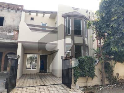 5 Marla Modern Used House Situated On Hot Location Near To Park Near To School Available For Sale