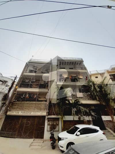 3 Bed DD Portion For Sale Vip Location 3 Floor 1 Car Parking Near Ali Masjid