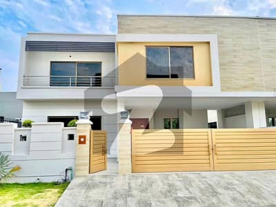 عسکری 10 - سیکٹر ایس عسکری 10,عسکری,لاہور میں 5 کمروں کا 15 مرلہ مکان 9.95 کروڑ میں برائے فروخت۔