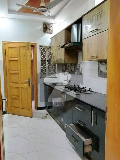 آئی ۔ 11 اسلام آباد میں 2 کمروں کا 5 مرلہ زیریں پورشن 65.0 ہزار میں کرایہ پر دستیاب ہے۔