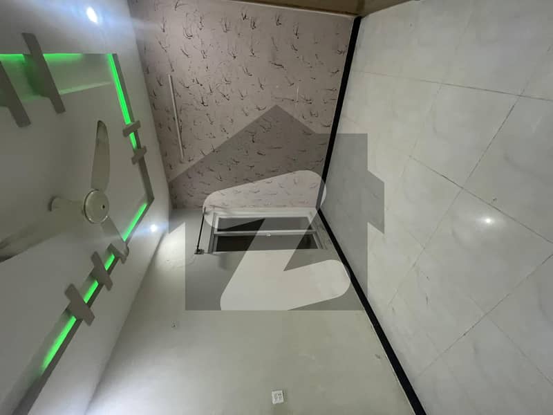 چکلالہ سکیم 3 چکلالہ سکیم,راولپنڈی میں 2 کمروں کا 5 مرلہ زیریں پورشن 40.0 ہزار میں کرایہ پر دستیاب ہے۔ چکلالہ سکیم 3 چکلالہ سکیم,راولپنڈی میں 2 کمروں کا 5 مرلہ زیریں پورشن 40.0 ہزار میں کرایہ پر دستیاب ہے۔