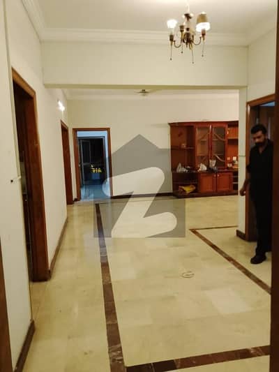 I 8 4 3 Bedroom Drawing Room Tv Lounch Kitchen Attached Washroom Servent Room Upper Portion For Rent I 8 4 3 Bedroom Drawing Room Tv Lounch Kitchen Attached Washroom Servent Room Upper Portion For Rent