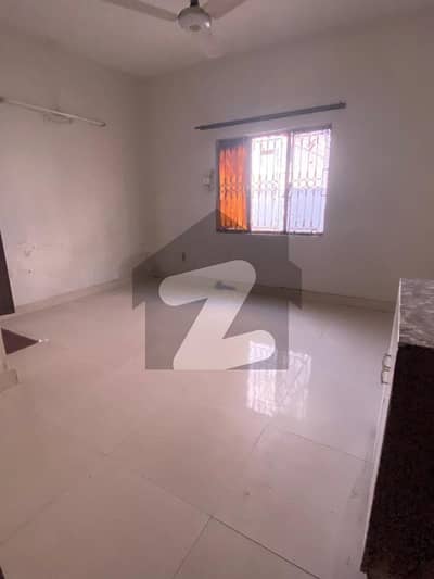 5 Marla Upper Portion 2 Bedrooms Attached Bathrooms one room in Mummty