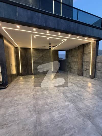 20 Marla Upper Portion For Rent