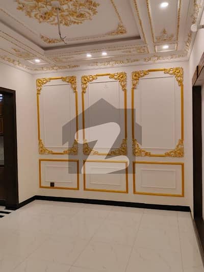 جوبلی ٹاؤن لاہور میں 4 کمروں کا 3 مرلہ مکان 70.0 ہزار میں کرایہ پر دستیاب ہے۔