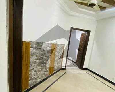 ای ۔ 11/4 ای ۔ 11,اسلام آباد میں 1 کمرے کا 5 مرلہ فلیٹ 55.0 ہزار میں کرایہ پر دستیاب ہے۔