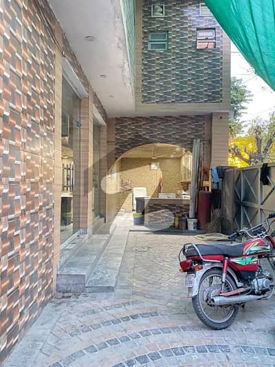 10 Marla Hostel Building House Furnished For Sale