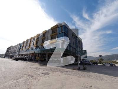 ڈی ۔ 12 مرکز ڈی ۔ 12,اسلام آباد میں 2 مرلہ دفتر 2.0 کروڑ میں برائے فروخت۔