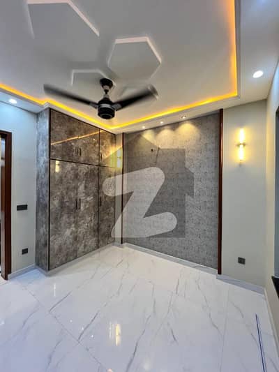 5 MARLA HOUSE 3 YEAR INSTALMENT READY FOR POSSESSION