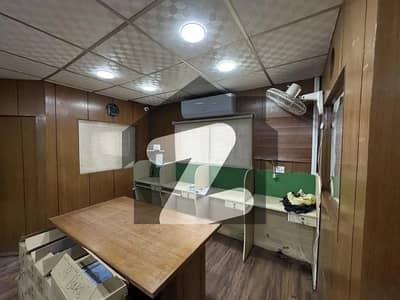 FURNISHED OFFICE IS AVAILABLE ON THE RENT INTHE COMMERCIAL BUILDING AT SHAHRE E FAISAL