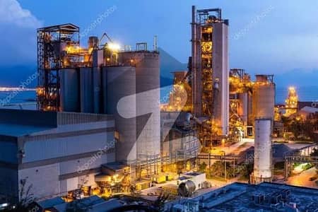 پورٹ قاسم بِن قاسم ٹاؤن,کراچی میں 9 کنال صنعتی زمین 3.5 کروڑ میں برائے فروخت۔