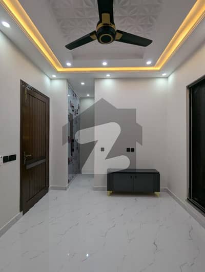 Beautiful Upper Portion Available For Rent